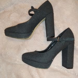 Xappeal block heels gray grey straps